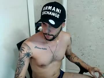 Elkoki_40 Chaturbate stream image from January 31, 2025