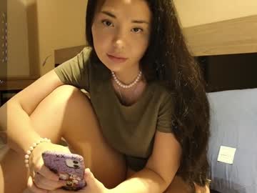 Asianboobz Chaturbate stream image from January 31, 2025
