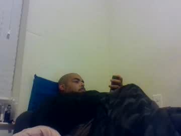 Daddybigd806305 Chaturbate stream image from January 31, 2025