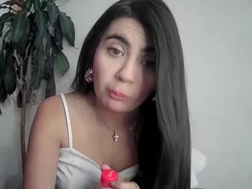 Evacollins12 Chaturbate stream image from January 31, 2025