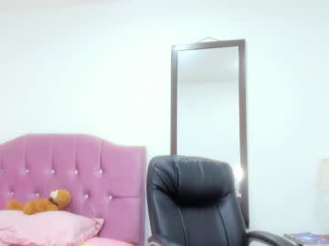 Juliana_Aristizabal_ Chaturbate stream image from January 31, 2025