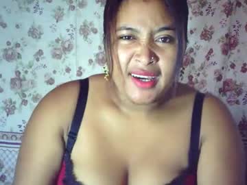 Marinah5 Chaturbate stream image from January 31, 2025