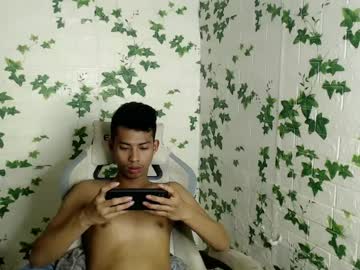 Urhotfuckingass Chaturbate stream image from January 31, 2025