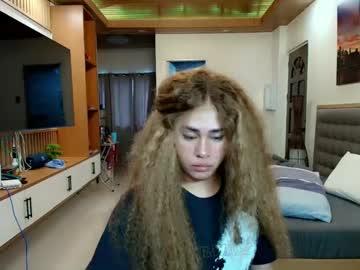 Asiannaughtyerika Chaturbate stream image from January 31, 2025