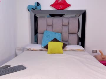 Juliana_Loperaaa Chaturbate stream image from January 31, 2025