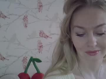 Zarinaswift Chaturbate stream image from January 31, 2025