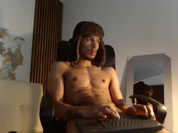 Rafaelstone Chaturbate stream image from January 31, 2025