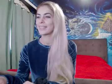 Blonde4pasion Chaturbate stream image from January 31, 2025