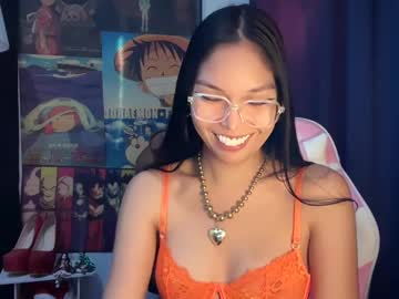 Xmonica_Cummerx Chaturbate stream image from January 31, 2025