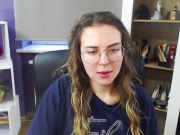 Blackrosezoey Chaturbate stream image from January 31, 2025