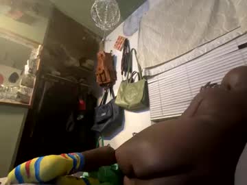 Canieatu410 Chaturbate stream image from January 31, 2025