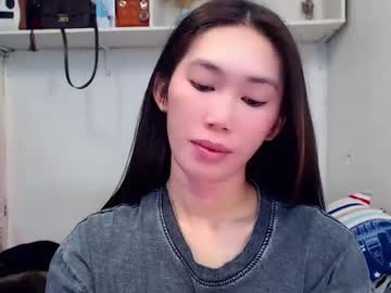 Asianqt19 Chaturbate stream image from January 31, 2025