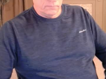 Buttnakedfun954737 Chaturbate stream image from January 31, 2025