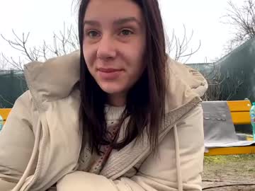 Hotfallinganna Chaturbate stream image from January 31, 2025