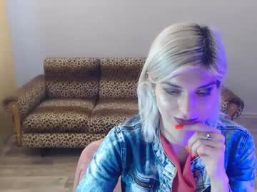 Sexybeatriice Chaturbate stream image from January 31, 2025