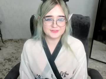 Unacrystal Chaturbate stream image from January 31, 2025