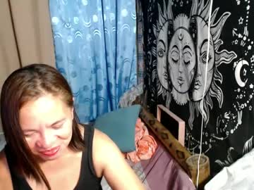 Urhotasian_Lovely Chaturbate stream image from January 31, 2025