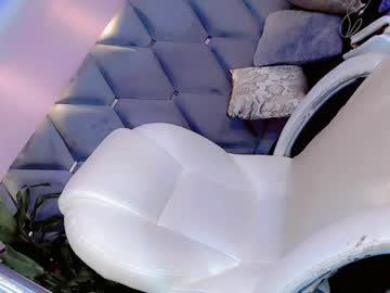 Manuela_Kingsley Chaturbate stream image from January 31, 2025