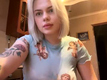 Helga_Now Chaturbate stream image from January 31, 2025