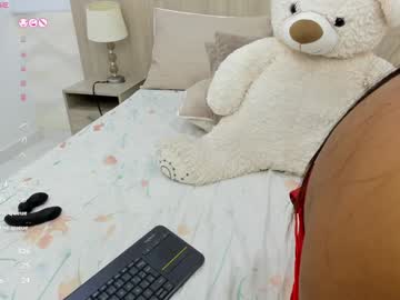 Kaya_Taraji Chaturbate stream image from January 31, 2025