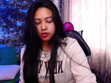 Laurabrunetter Chaturbate stream image from January 31, 2025