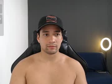 Secretboy5000 Chaturbate stream image from January 31, 2025
