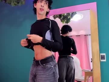 Alezzandro_ Chaturbate stream image from January 31, 2025