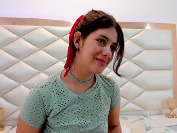 Miaqueen021 Chaturbate stream image from January 31, 2025