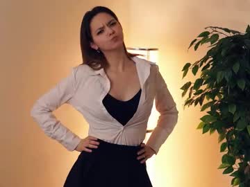 Rexellahathaway Chaturbate stream image from January 31, 2025