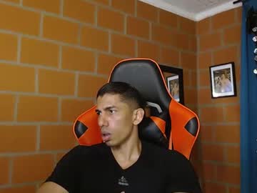 Adan_Sin1 Chaturbate stream image from January 31, 2025