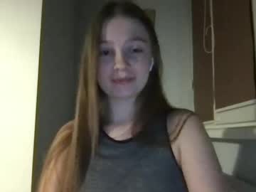 Thecrystal Chaturbate stream image from January 31, 2025
