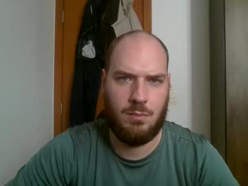 Bluec2c Chaturbate stream image from January 31, 2025