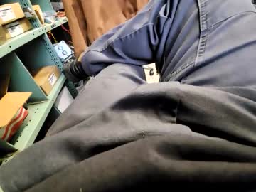 Helpmestroke88 Chaturbate stream image from January 31, 2025