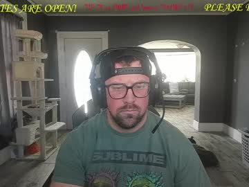 Mrbrewscamfam Chaturbate stream image from January 31, 2025