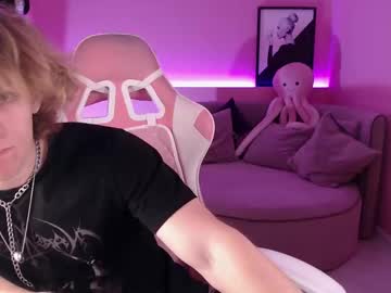 Rich_Piano Chaturbate stream image from January 31, 2025