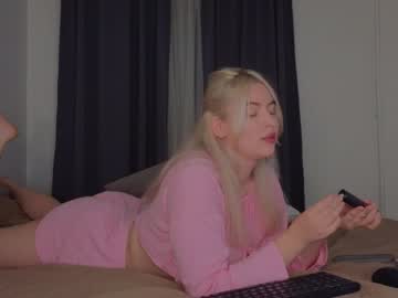 Soulmeinme Chaturbate stream image from January 31, 2025