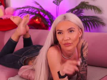 Therealfallingangel Chaturbate stream image from January 31, 2025