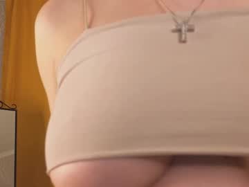 Vicky_Mo Chaturbate stream image from January 31, 2025