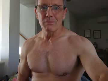 13glanmorfa Chaturbate stream image from January 31, 2025