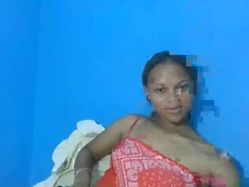 Sallywett Chaturbate stream image from January 31, 2025