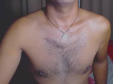 Urasianversahunkxx Chaturbate stream image from January 31, 2025