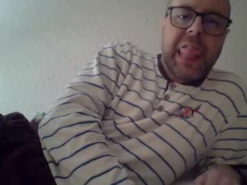 Alrue1 Chaturbate stream image from January 31, 2025