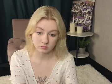 Angel_Olsen Chaturbate stream image from January 31, 2025