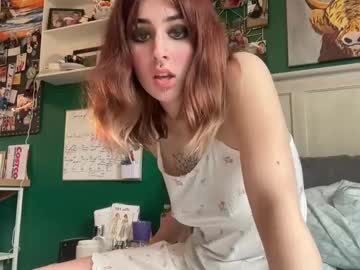 Piercedbaby420 Chaturbate stream image from January 31, 2025