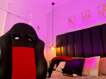 Randy_Hills Chaturbate stream image from January 31, 2025
