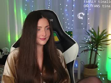 Tinalinphea Chaturbate stream image from January 31, 2025