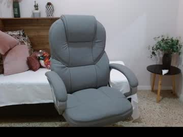Alexa_Hadid Chaturbate stream image from January 31, 2025