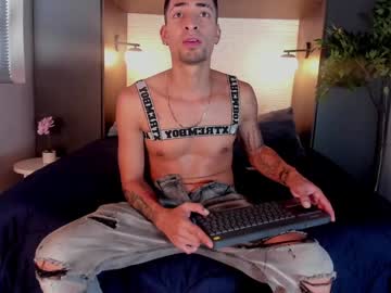 Drakeneumann Chaturbate stream image from January 31, 2025