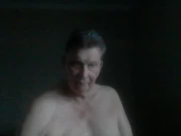 Island625103 Chaturbate stream image from January 31, 2025