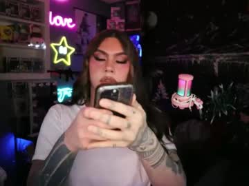 Itsnickibabyy Chaturbate stream image from January 31, 2025